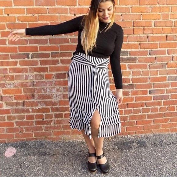 Who What Wear Dresses & Skirts - Who What Wear striped front tie skirt